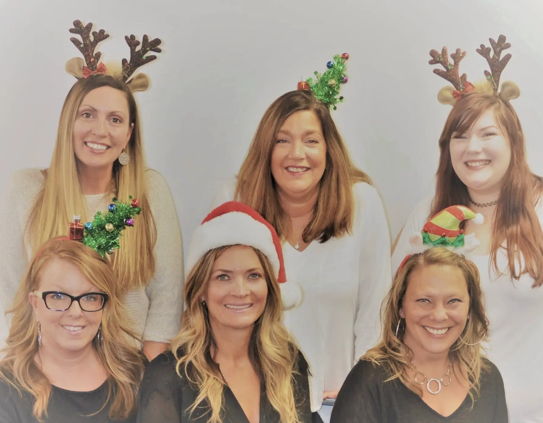 The Innovative Title and Escrow team celebrating the holidays